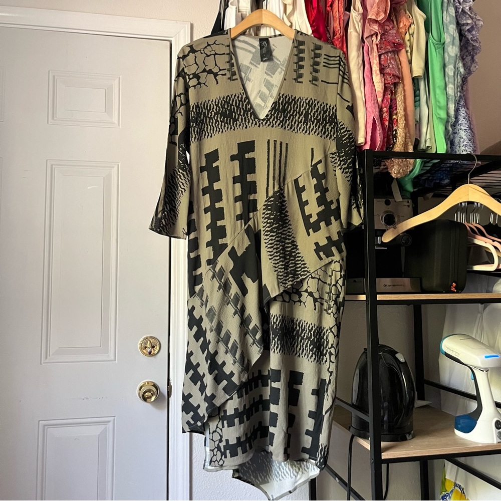 ZERO + MARIA CORNEJO tan olive green tribal Aztec v neck‎ long sleeve midi